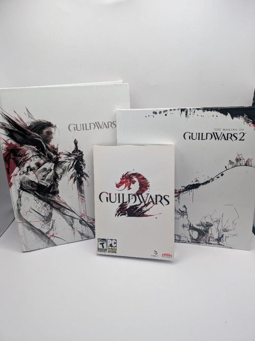 Guild Wars 2 (PC Game) Bundle with Artbook & Illustration book (Hardcover)